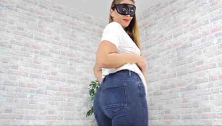 Be thankful for the sight of Lady Nora's jeans ass