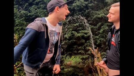 Outdoor piss fun