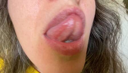 natural plump lips mp4