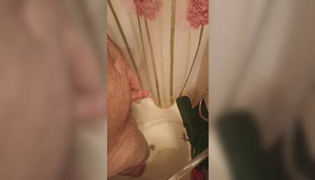 I play with a dick in the shower