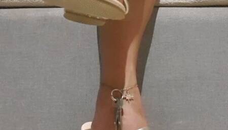 Flip-Flops, Feet, And Keys!