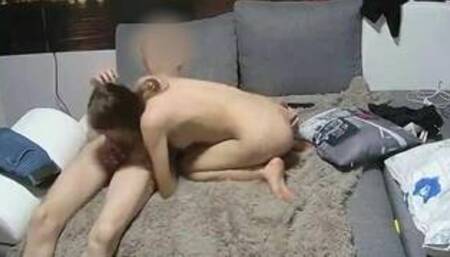 Grafu Iulia Adriana îi place sa calareasca pula