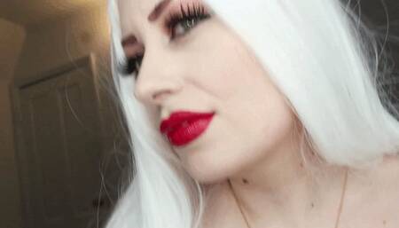 M - Sexy red lipstick