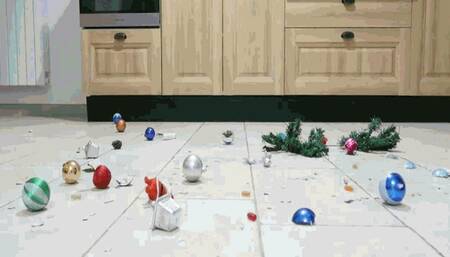 Christmas toys scattered on the floor AVI(1280x720)FHD