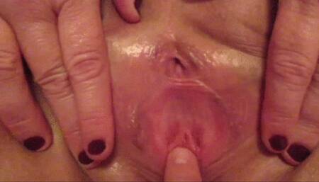 Bored and Horny: Cheating BBW Mom Next Door