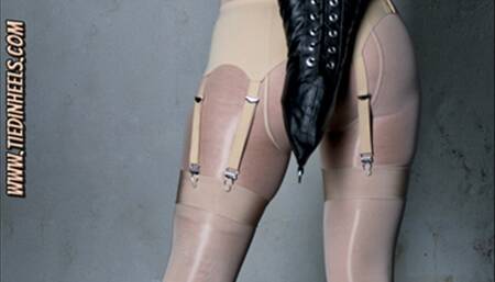 Rachel Adams Armbinder Strappado in Skyscraper, Beige Leather High Heels! HD-avi