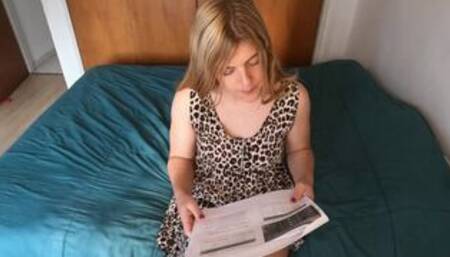 AYUDA A TU COMPAÑERA DE CLASE CON LA TAREA ELLA TE LO RECOMPENSARA