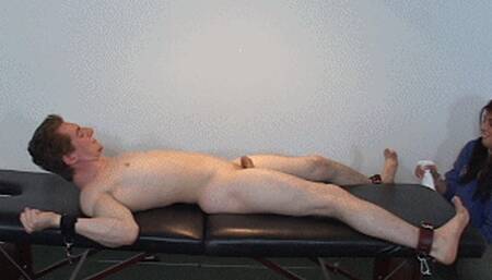 This tickling clip has everything-SD WMV