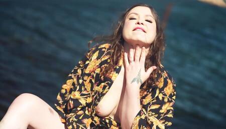 Aurora, 39ans, offre une suite à ses aventures...