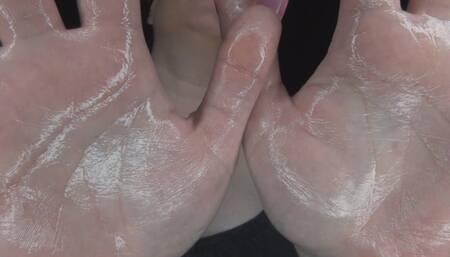 Oily Hand Worship Palms Close Up Moaning (MP4) ~ MissDias Playground