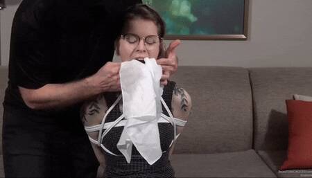 Brittany Elway - Knotted Cleave Gags