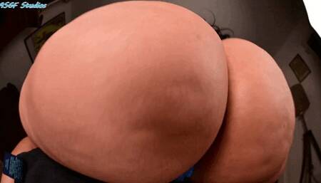 ** Custom - BITS 3 ** Enchantress Sahrye lap dance of a lifetime! Part 2 - MP44