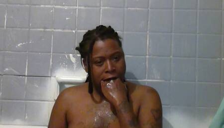 Joannas BathWater PukeShower