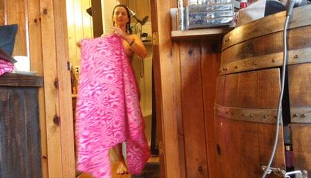 dripping wet sexy milf towel tease