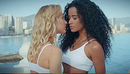 Kelly Collins, Mia Nix - One Summer P1