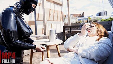 Rubberwhore The Ashtray (FULL HD) - Mistress Cloe