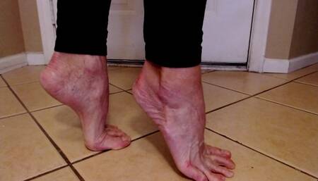 More Tip Toe With No Toenail Polish