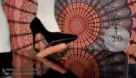 Triple ruined orgasm under naughty schoolgirl's heels: countdown version (MP4 FullHD)