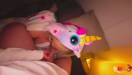 I put my dick in my stepdaughter's mouth and she wakes up