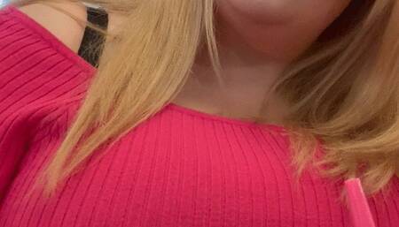 Ice Cream in a Tight Booth