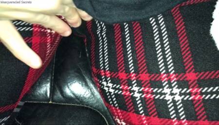 Unexpected Real Pee Desperation in Public HD