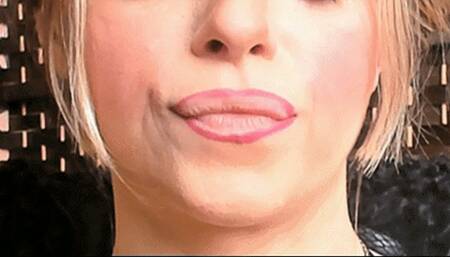 Apply Lipstick Lip Smell (HD) WMV