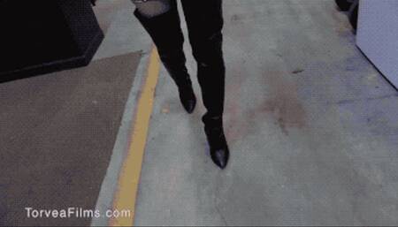 Boot Shine with Bliss Dulce MP4