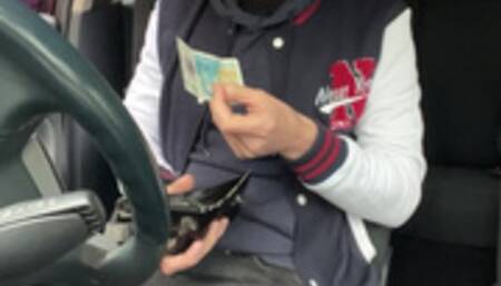 A street prostitute from Liverpool took pity on a poor student and agreed to suck him just for 5£