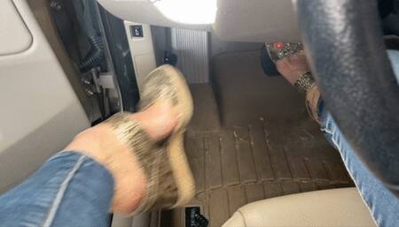 Cranking & Cumming in the BMW 2