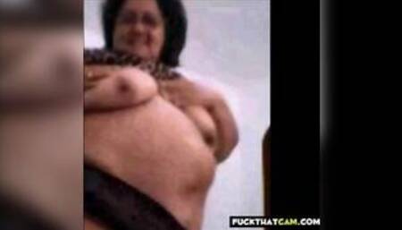 fat perfect granny fingering