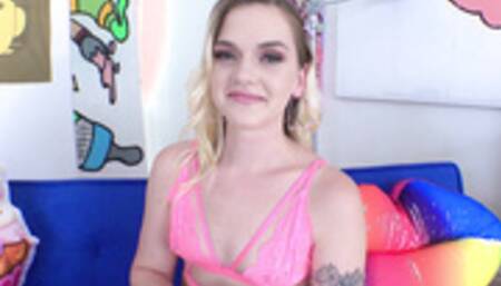 TRUE ANAL Enjoying Joey White's ass