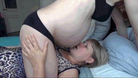 belly over her face 2 P