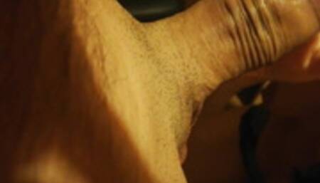 Stepdaughter does not disdain, stepfather has a dick phimosis and she sucks him!