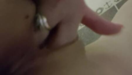 Pretty Alina paradise cums