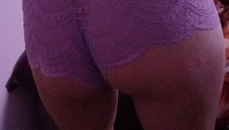 Lunchtime quick throat fuck