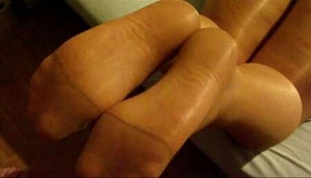 Transparent nylon soles cum playing