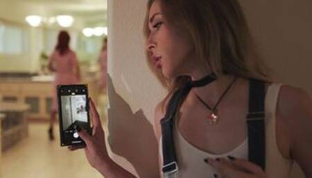 Busty tbabe fucks babes pussy doggystyle