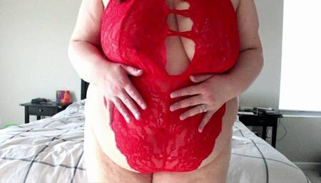 Valentine’s Belly Play