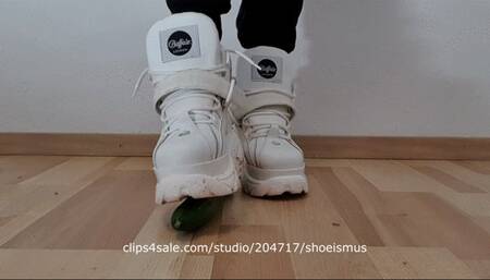 Play with cucumber and crush it in Buffalo classic Boots