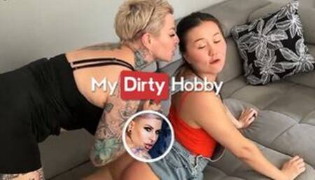 Seductive MILF Cat-Coxx Fucks Her Friend With A Strap On To Give Her A Lesson