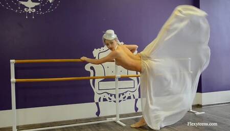 Irina's babe dirt by Flexy Teens