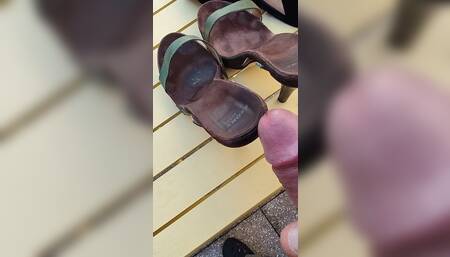 Jerking my cock and cumming on shoes