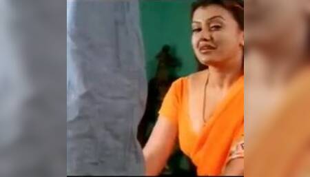 sona aunty seduce young boy