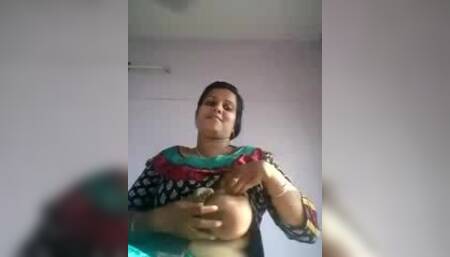 busty bhabi 2