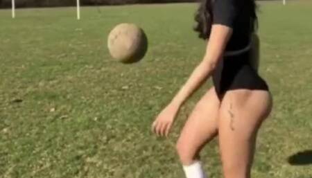 Brittany Renner - Twerk Compilation