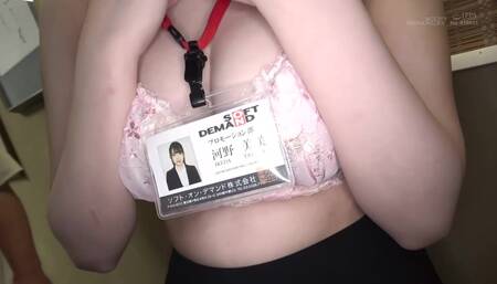 2K 大檔 紺野みいな - SOD女子社員 野球拳 ロケ訪問中にまさかの撮影隊と遭遇 河野美咲 [107SHY