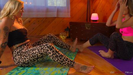 SheSeducedMe - Jill Kassidy And Kali Roses - Creepy Yog