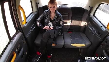 SexInTaxi E50 Olivia Sparkle