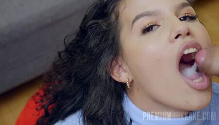 Safira Bukkake - Interview