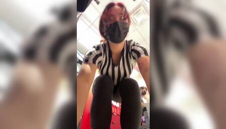 TL - Pawg Twerking in footlocker